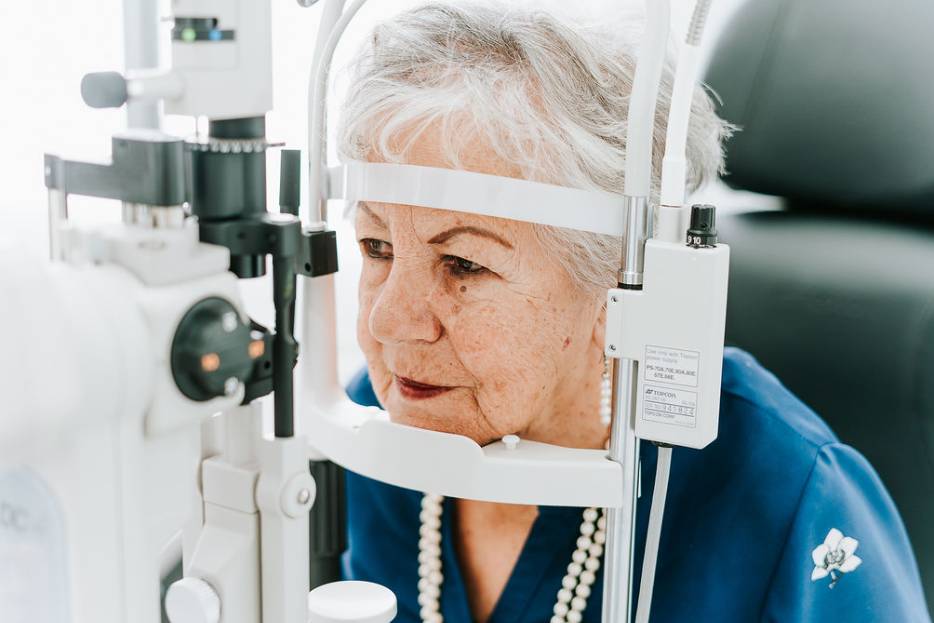 elder patient with cataracts