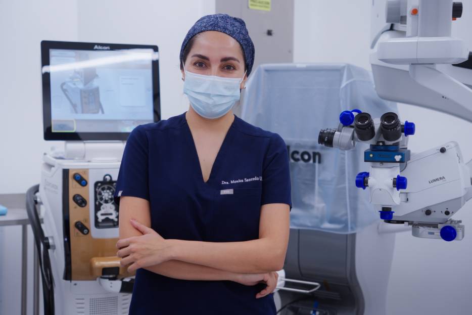 Dra. Mónica Ulloa especialista en glaucoma